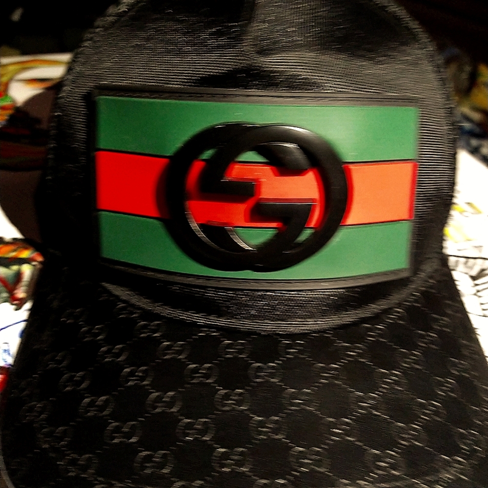 Vintage Gucci hat, snapback. One size fits most.. still in very good condition - Picture 1 of 12